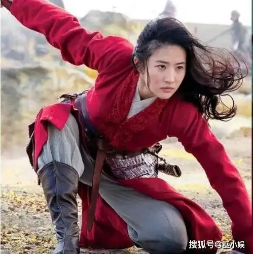 刘亦菲最新路透照曝光,被嘲腰比陈晓得还粗原来女神也只是照骗