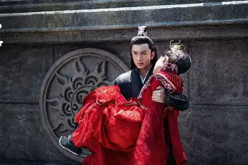 与君初相识小结局,纪云禾被长意圈禁,天君和仙师正面刚
