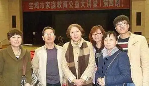 犹太人后裔沙拉伊马斯,出生在上海中国籍,很幸运我是中国人
