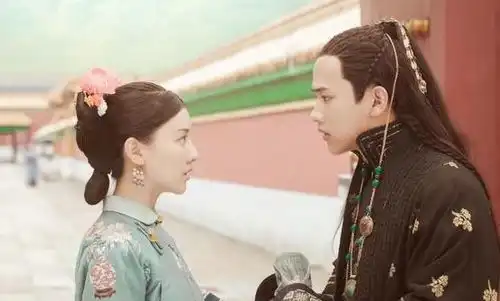 延禧攻略璎珞女儿自带母亲光环,乾隆女婿引领脏辫潮流
