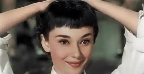 她是好莱坞最美影星,情路坎坷经历两段婚姻,上亿遗产给了谁