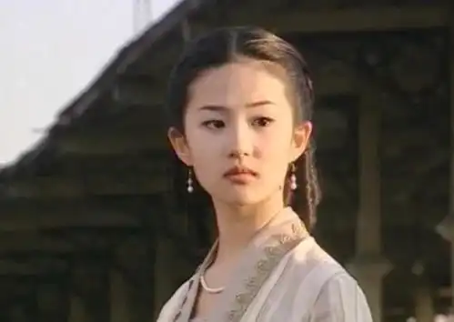 刘亦菲,所有男人的梦中情人,她的一生,真是人间值得

