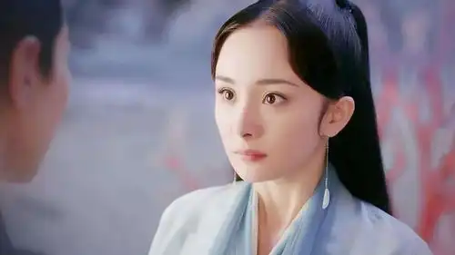 三生三世素素眼睛被挖走,当她跳下诛仙台,为何眼睛又能看见
