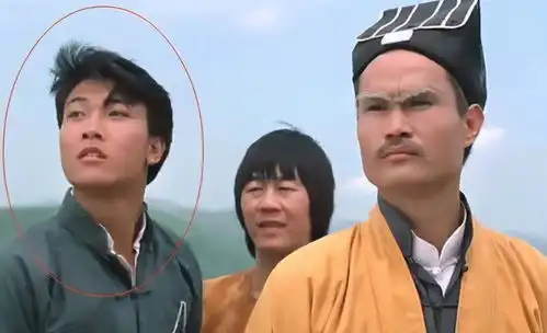 钱小豪钱嘉乐同父母不同命,一个自毁前程,一个爱情事业双丰收
