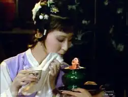袁姗姗宫锁连城沐浴剧照遭ps恶搞快到碗里来
