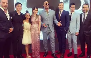暑期唯一的好莱坞大片昆凌主演的摩天营救上映口碑不俗
