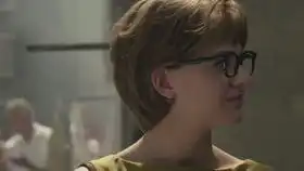 我的天才女友s02e04埃琳娜和莉拉的青年时代,对爱情的美好向往,阶级差异的裂口似乎在长大
