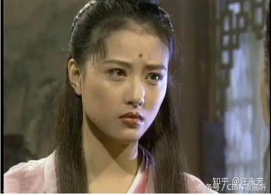 明星高度近视怎么拍戏导演看了想打人
