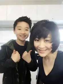 24小时曝亲情剧照许晴双目含泪演绎母子亲情
