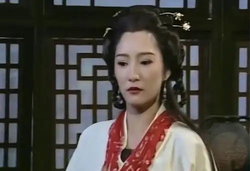 李莫愁严慧明近照曝光,身材发福显老态,与过去判若两人难认出
