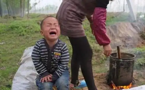 孩子害怕被人取笑,可能是匹诺曹综合征,父母别不当一回事
