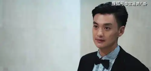 曾与周一围同居5年,演李云龙老婆爆火,终嫁伪富豪阔太梦破碎
