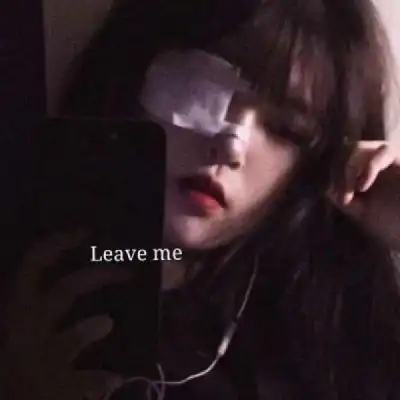 孤独黑暗系女生头像画风