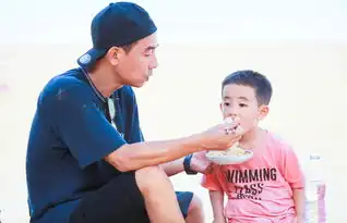 陈小春严父形象崩塌为小泡芙少女心暴露
