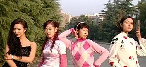 时隔15年,粉红女郎终于重拍,可新女郎却让人十分不爽
