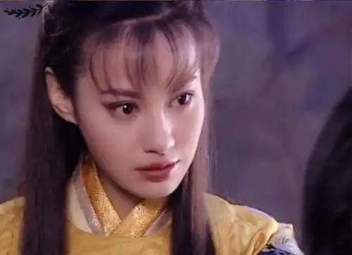 息影多年后,杨雪复出拍戏,演陈飞宇母亲,面部僵硬嘴最出戏
