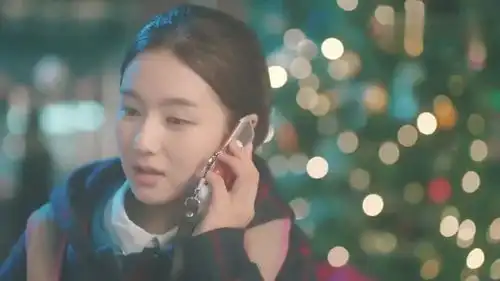 你好旧时光平安夜陈桉临时放鸽子,余周周谎称在家,难掩失落
