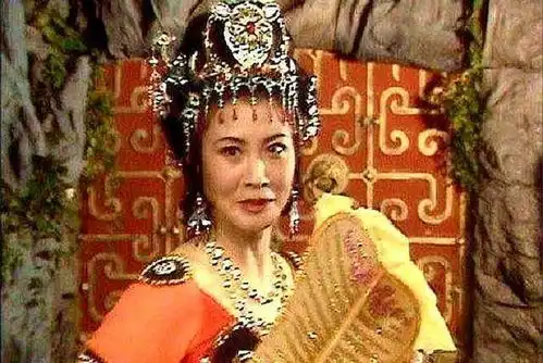 西游记中的铁扇公主是牛魔王的正妻,也是红孩儿的母亲
