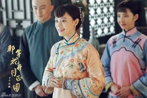 组图孙俪鬼马精灵表情丰富被罚跪地好委屈
