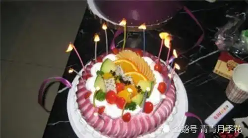 他亡命天涯10年,为给老婆庆生,与警察枪战6小时,后用一招逃脱

