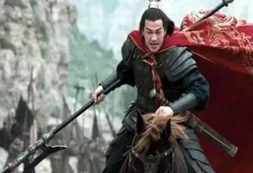 三国演义中的巅峰之战,一人打得许褚徐晃和张辽身上带伤而逃
