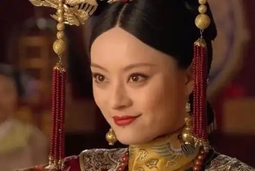 甄嬛传甄嬛能扳倒皇后,全因手里这两张王牌,连对自己都这么狠