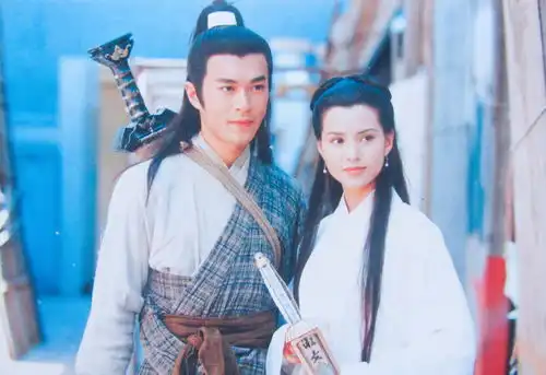 新版小龙女变网红脸仙气全无,我们欠陈妍希一个道歉
