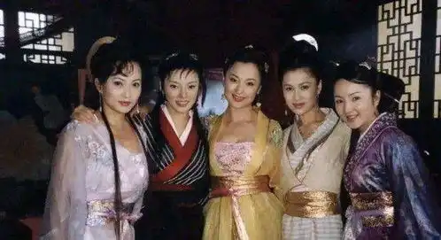 漫谈胡军版天龙八部中的美女演员
