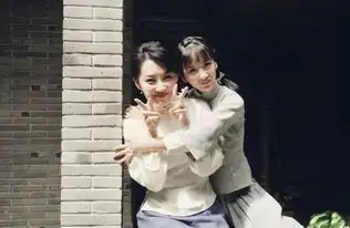 老中医最甜的不是许晴,她穿旗袍清纯娇俏,美成民国初恋模样

