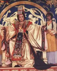 李湘刘嘉玲细看不同版本的女皇武则天造型

