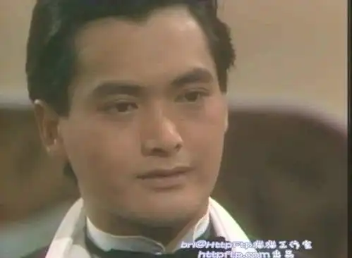 毫不起眼的周润发如何博得无线高层的青睐,成功出演上海滩
