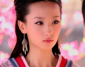演技精湛却一直是配角,不温不火,如今延禧攻略成了她的伯乐