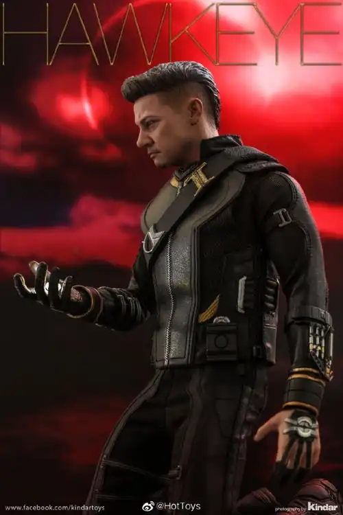 hottoys推复联416鹰眼人偶超豪华的浪人造型

