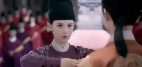 与君歌上映,两个女主角为何分道扬镳只因皇帝剪除宦官失败