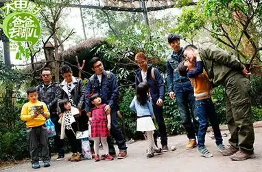 长江商报
