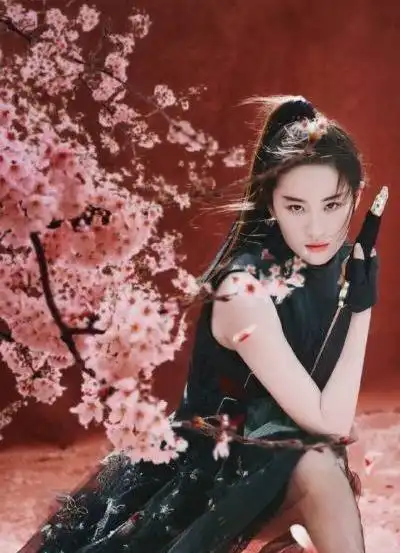 刘亦菲凭啥演花木兰女主明明可以靠脸吃饭,她却偏要靠实力
