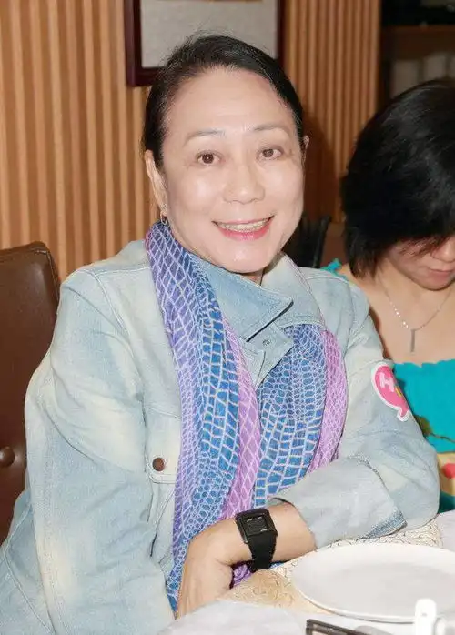 童年阴影梅超风因93岁的他70年未嫁,一生未婚无儿女

