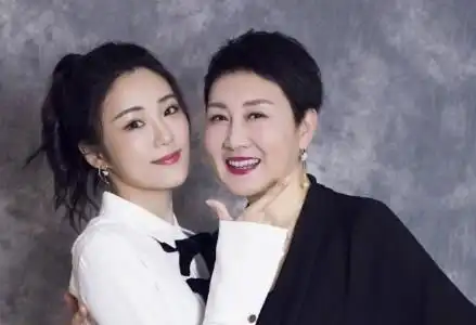 这5对明星居然是母女关系,图5演了一辈子妈妈至今才知道是母女
