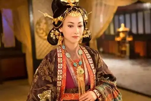 从乞讨妹到四夺影后,她的一生,是别人的两世惠英红
