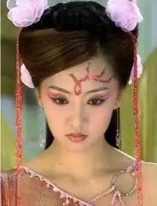 红儿
