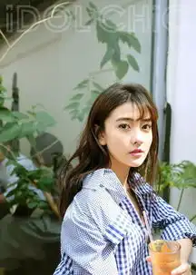 20岁出道,一部戏竟演三个角色,多大才适合恋爱
