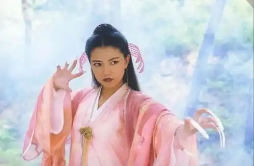 金庸影视作品里成功的女星,刘涛高圆圆上榜,有人已不在人世
