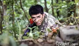 倾城时光又来新剧照,赵丽颖总裁范十足,厉志诚军装太帅了
