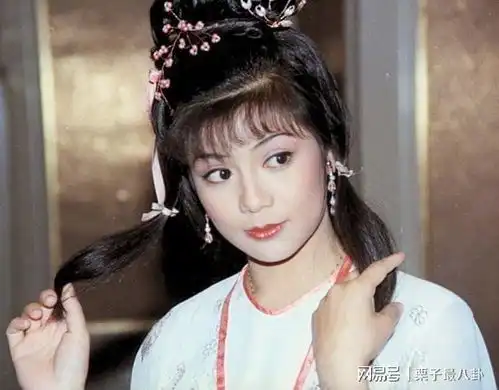 6版黄蓉对比翁美玲林依晨包上恩,谁是你心中的俏黄蓉