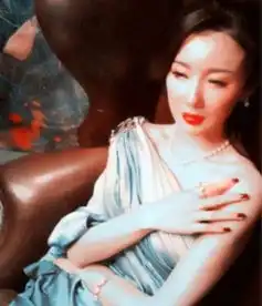 明星总是自我感觉良好多丑的照片都敢发