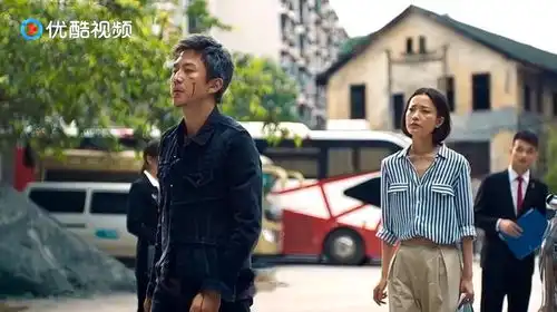 从你的全世界路过前女友被骗,陈末开车怒撞bgm爆燃
