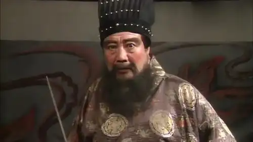 三国演义袁绍大骂董卓拔刀相向,原来袁绍这么有骨气
