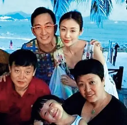 娱乐圈最好前夫喊压力大养前妻全家人均费用6万
